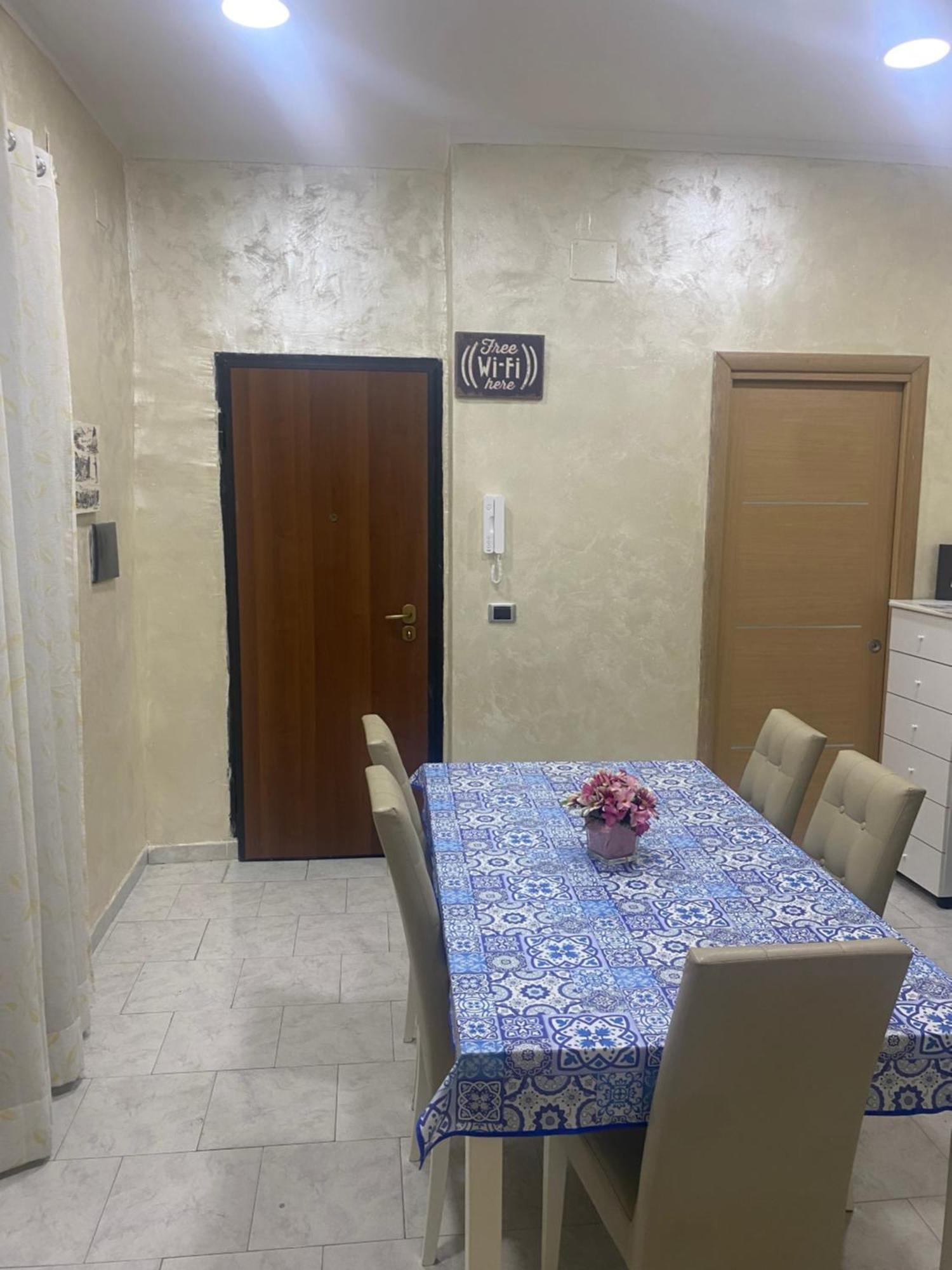 La Casa Di Vera 나폴리 외부 사진